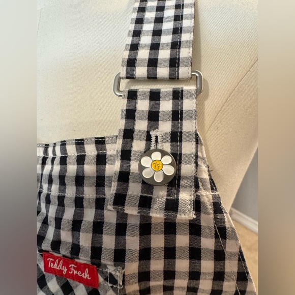 NWOT Teddy Fresh Black & White Playful Gingham Embroidered Floral Overalls - Picture 14 of 16